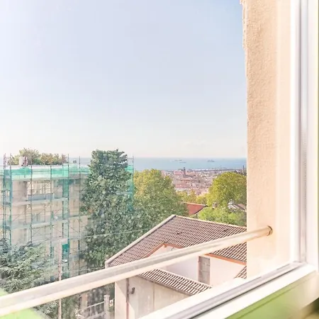 Liberty Sul Golfo Τεργέστη